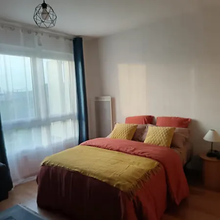 Avec Parking Gratuit Apartman