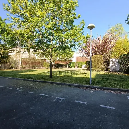 Avec Parking Gratuit Apartman *
